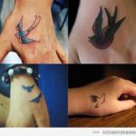 Tatuajes pequeños de pájaros en la mano