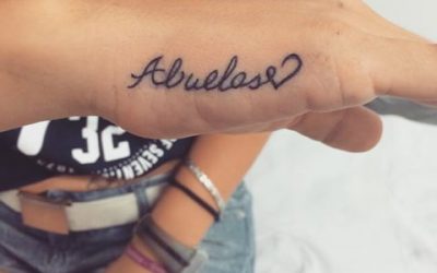 Tatuajes Pequeños para Rendir Homenaje a Tus Abuelos 👴👵 ❤️
