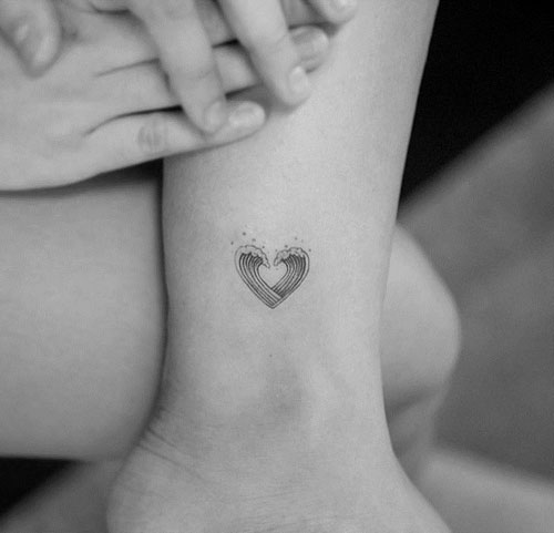 Tatuajes pequeños de amor, corazones