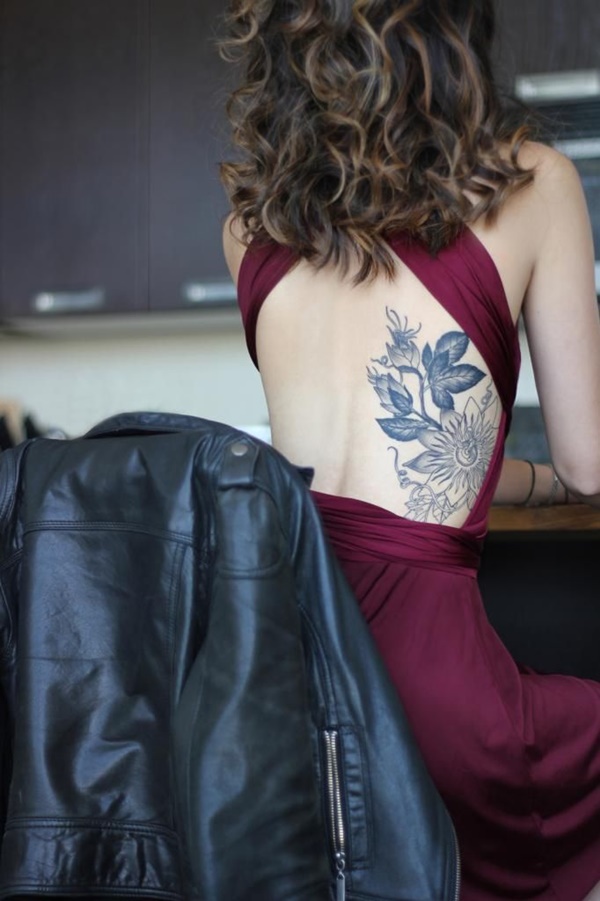 Tatuaje en la espalda al aire 2